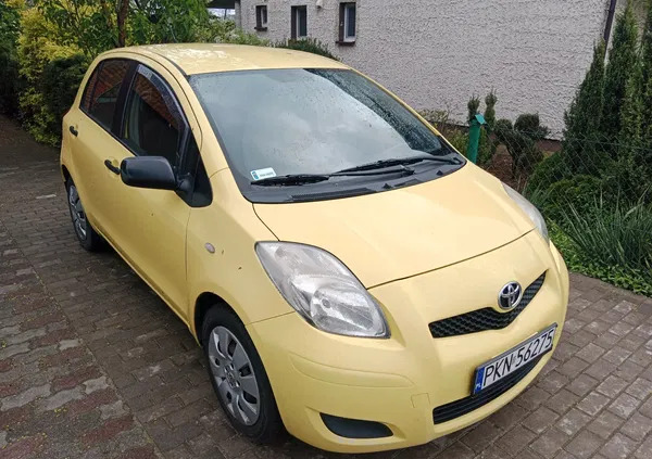 wielkopolskie Toyota Yaris cena 8500 przebieg: 356000, rok produkcji 2009 z Konin